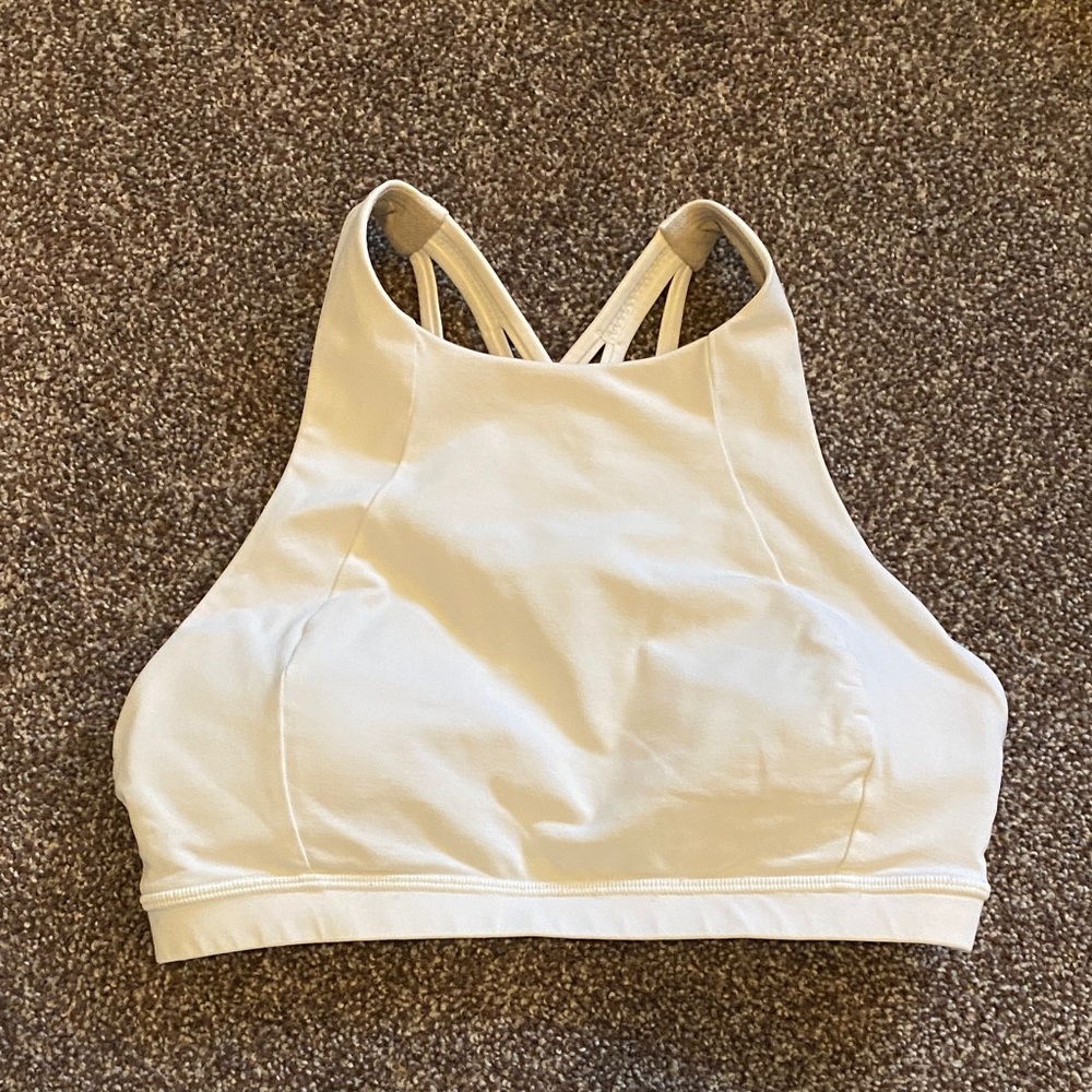 Lululemon Free To Be Serene High Neck Bra size 6 White